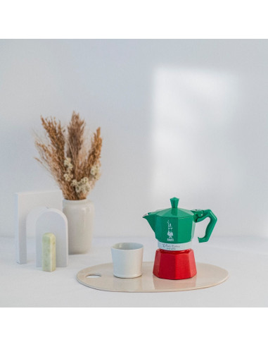 Гейзерная кофеварка Moka Express...